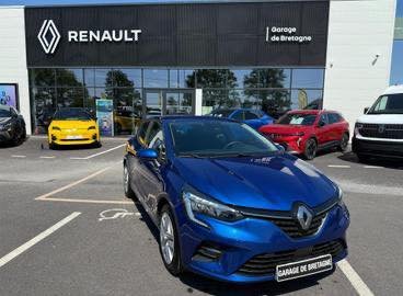 Vente d'une Renault Clio V Limited E-Tech 140 à Pontchâteau